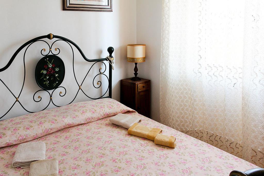 Guesthouse Stazione Pisa Centro Bagian luar foto