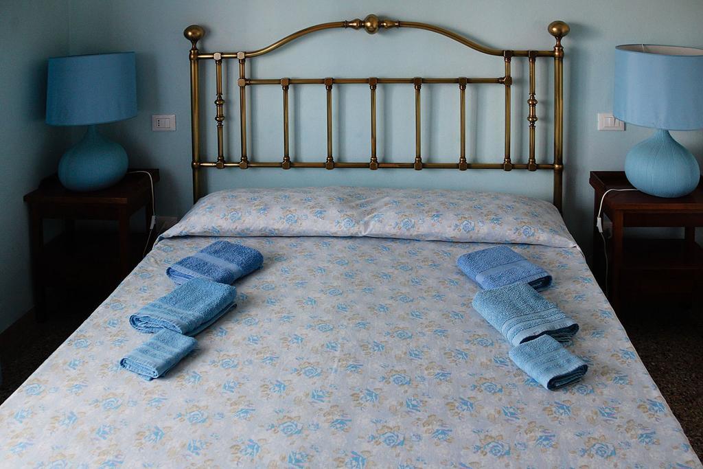 Guesthouse Stazione Pisa Centro Bagian luar foto